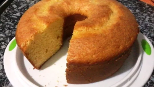 BOLO DE FUBÁ